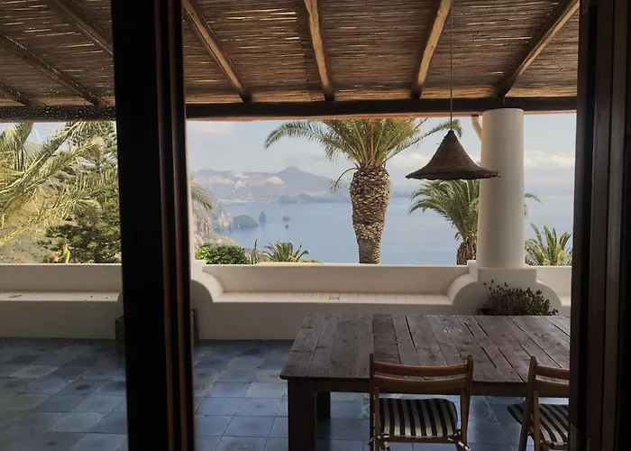 Quattrocchi - Giardino E Terrazzi Con Vista Panoramica Sul Mare, Etna E Vulcano Casa vacanze