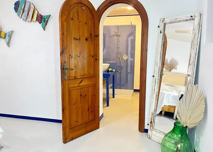 Quattrocchi - Giardino E Terrazzi Con Vista Panoramica Sul Mare, Etna E Vulcano Feriehus