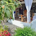 Ferienhaus Quattrocchi - Giardino E Terrazzi Con Vista Panoramica Sul Mare, Etna E Vulcano