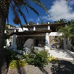 Quattrocchi - Giardino E Terrazzi Con Vista Panoramica Sul Mare, Etna E Vulcano