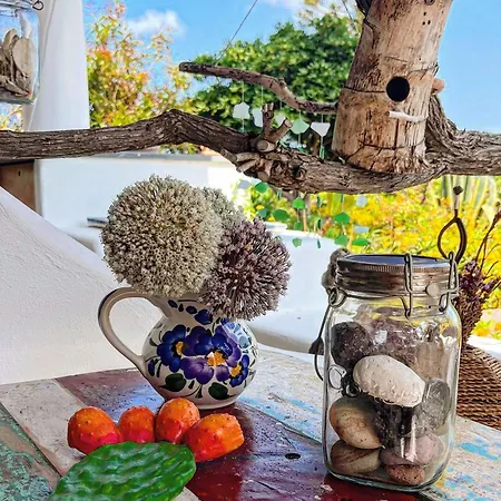 Ferienhaus Quattrocchi - Giardino E Terrazzi Con Vista Panoramica Sul Mare, Etna E Vulcano Lipari (Isola Lipari)