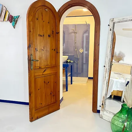 Quattrocchi - Giardino E Terrazzi Con Vista Panoramica Sul Mare, Etna E Vulcano Feriehus