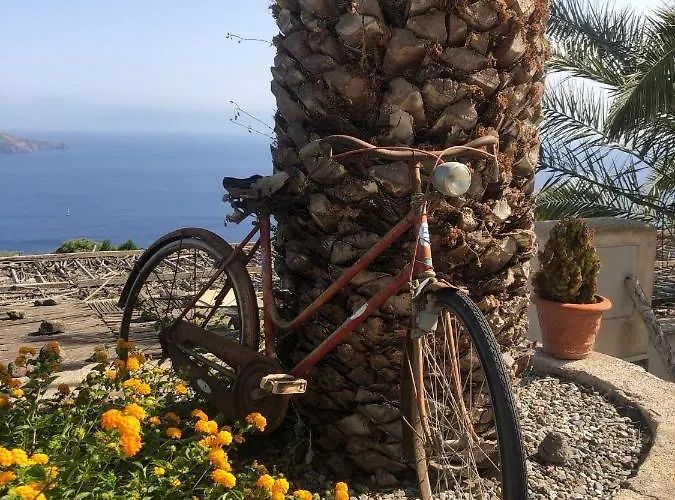 Holiday home Quattrocchi - Giardino E Terrazzi Con Vista Panoramica Sul Mare, Etna E Vulcano *