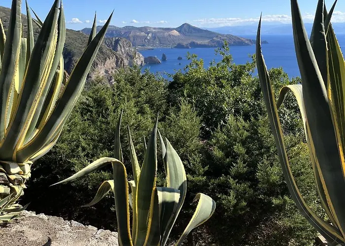 Quattrocchi - Giardino E Terrazzi Con Vista Panoramica Sul Mare, Etna E Vulcano