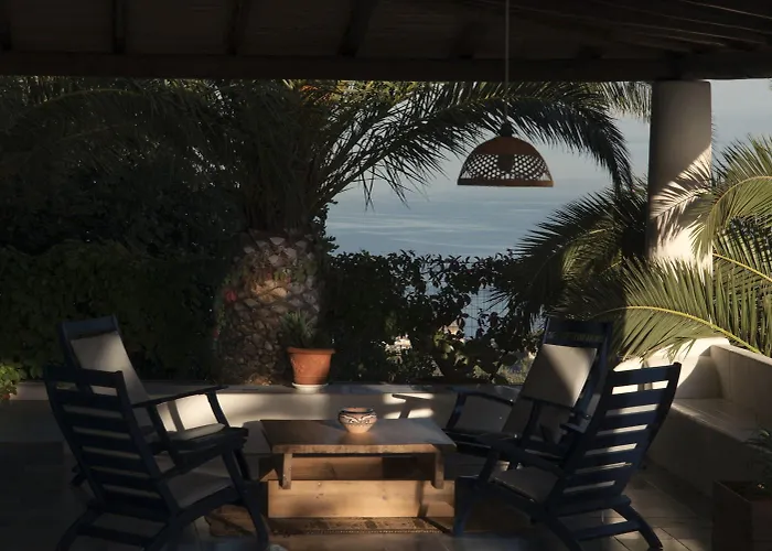 Quattrocchi - Giardino E Terrazzi Con Vista Panoramica Sul Mare, Etna E Vulcano Holiday home *