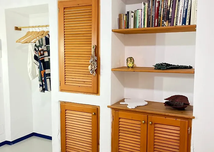 Holiday home Quattrocchi - Giardino E Terrazzi Con Vista Panoramica Sul Mare, Etna E Vulcano