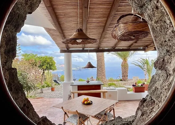 Quattrocchi - Giardino E Terrazzi Con Vista Panoramica Sul Mare, Etna E Vulcano