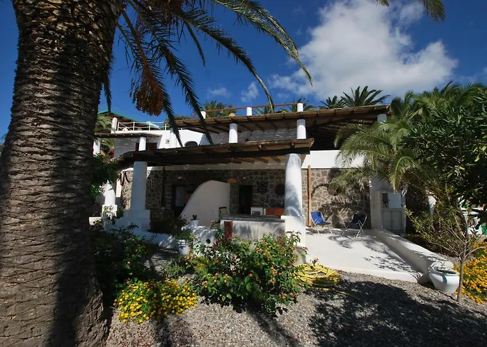 Quattrocchi - Giardino E Terrazzi Con Vista Panoramica Sul Mare, Etna E Vulcano